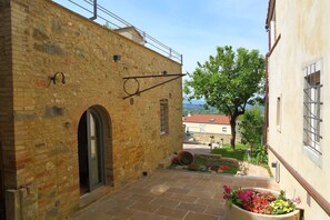 Property grounds - Holiday home in the Florentine Chianti half an hour from Florence (Montespertoli)