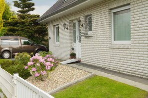 Unclassified image, 3 of 37, button - Holiday house - House Betty, 95135 (Rhauderfehn)