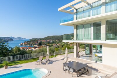 Luxury Five Star Villa near Dubrovnik is perfect place for group vacation