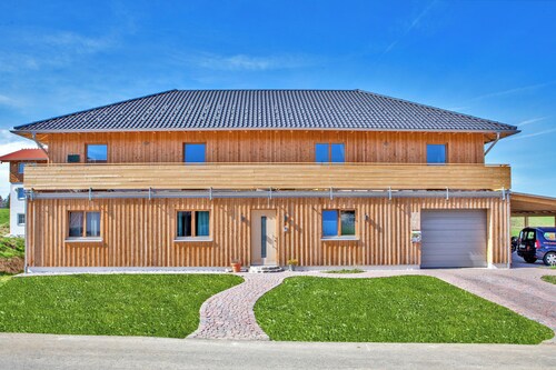 Neubau-komfortable Ferienwohnung mit Dachterrasse