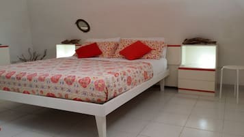1 habitación, tabla de planchar con plancha y wifi gratis