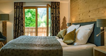 Alpine Chalet Vils in Tirol - on the Allgäu border - mountains, lakes, castles