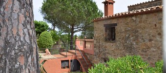 Peace, rest and relaxation in a lovely renovated, Catalan farmhouse