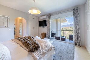 6 soveværelser, strygejern/strygebræt, gratis Wi-Fi, sengetøj