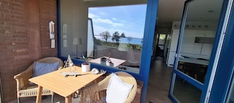 Travemünde, sea view from the balcony, free garage parking, Smart TV, W-Lan