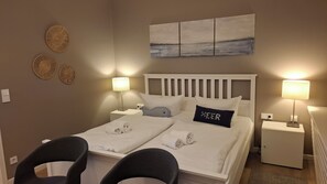 1 soverom, strykejern/-brett, reiseseng for barn og wi-fi (inkludert)