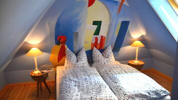 10 bedrooms, free WiFi, bed sheets