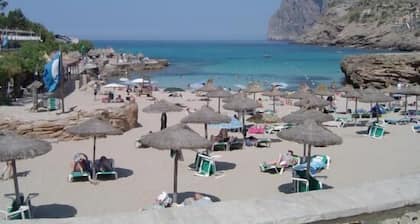 Villa WIFI avec jardin et piscine privée, proche de la ville et des plages. Pollença