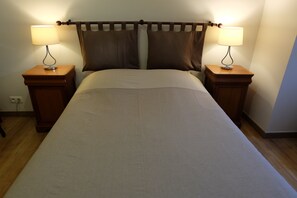3 Schlafzimmer, Bügeleisen/Bügelbrett, Reisekinderbett, kostenloses WLAN