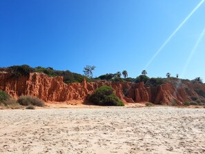 Exterior - Villa with charm, pool and large garden near the beach (Vale do Lobo/Almancil)