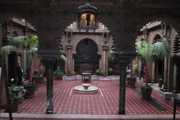 Casa do Alentejo - 100 Meter