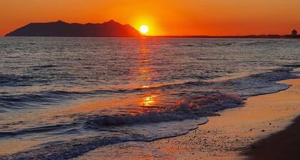 Wunderbare Villa GREG AM STRAND AM SPERLONGA UND TERRACINA