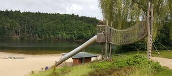 最大6名までの居心地の良いテント屋根の家、インタ ーネット/ WiFi