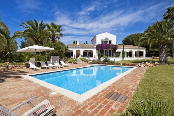 Außenpool, beheizter Pool