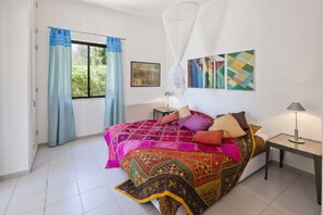 4 slaapkamers, een kluis op de kamer, een strijkplank/strijkijzer