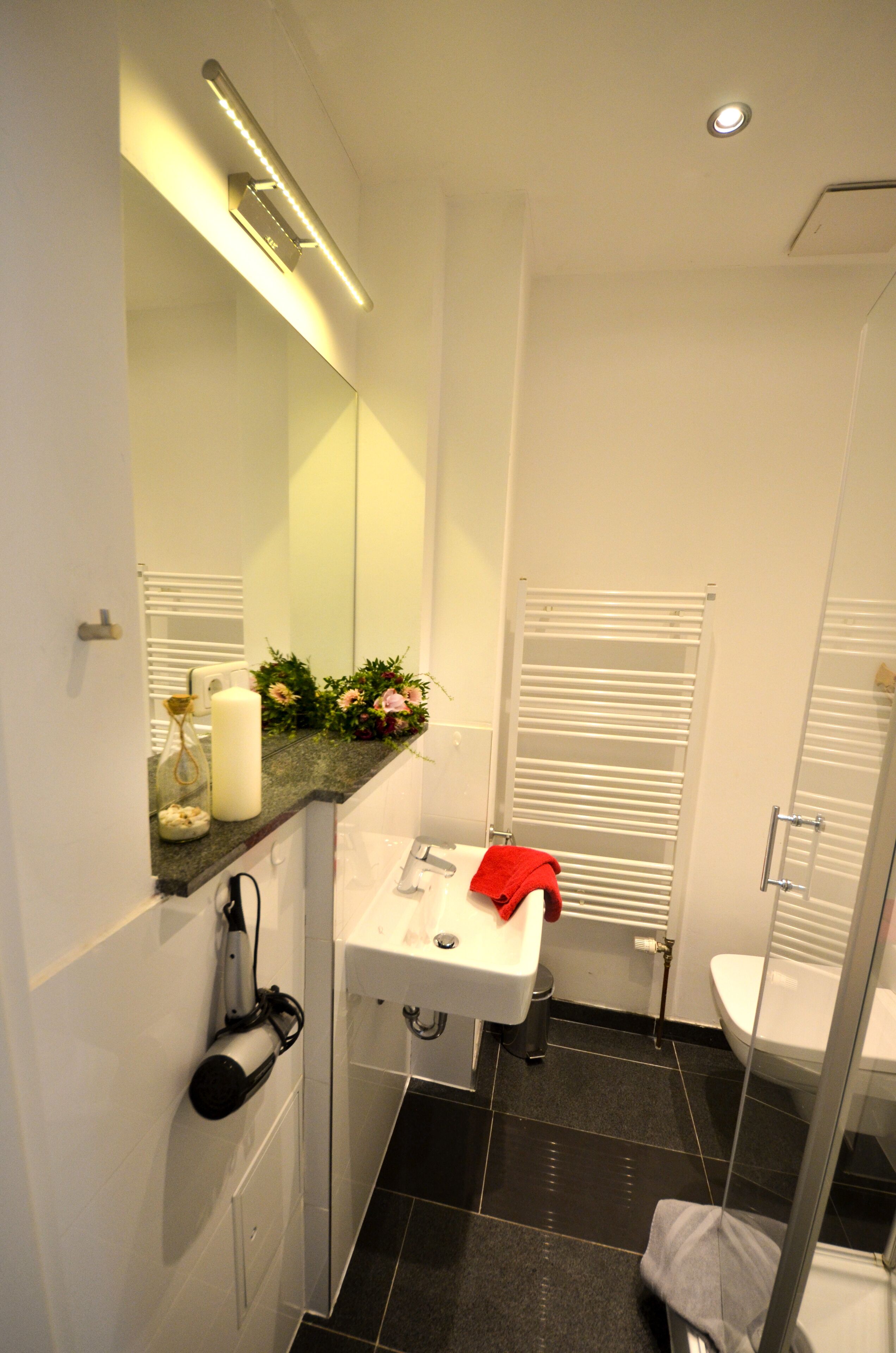 Dreamlike newly renovated apartment for 2 people with sophisticated equipment