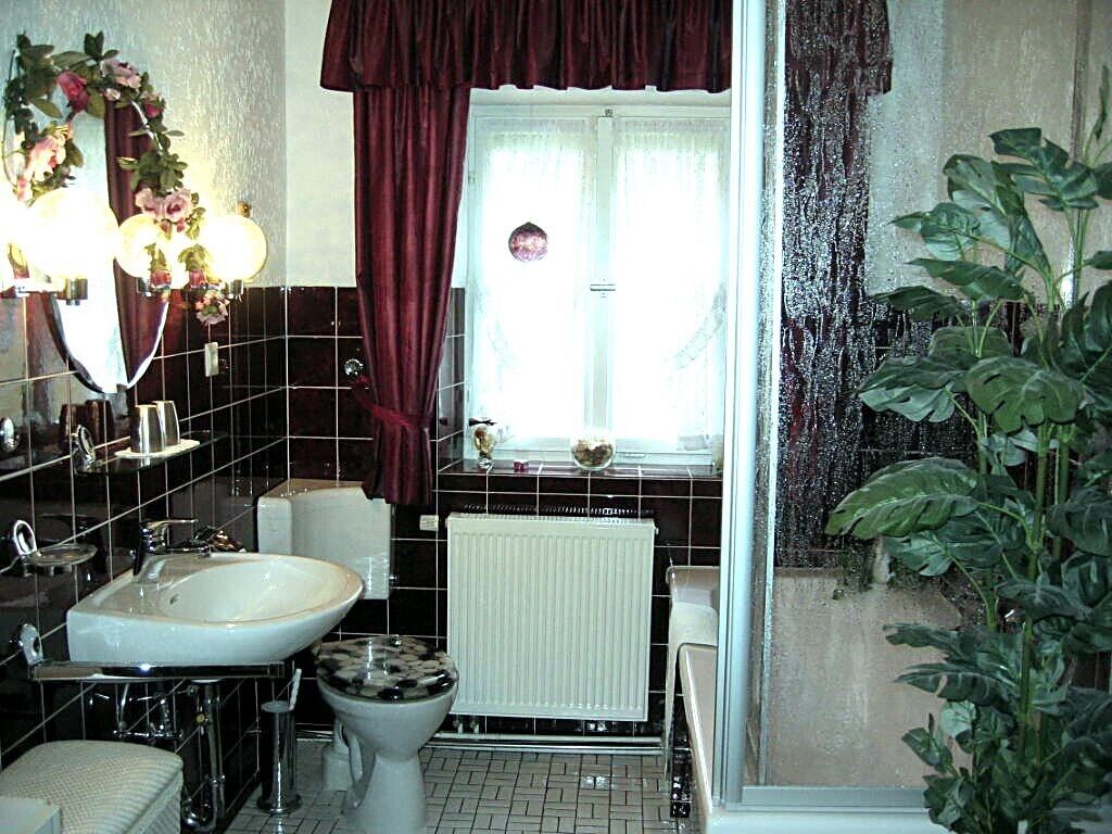 lovely furnished and quiet apartment, pets are welcome, recreative surrounding