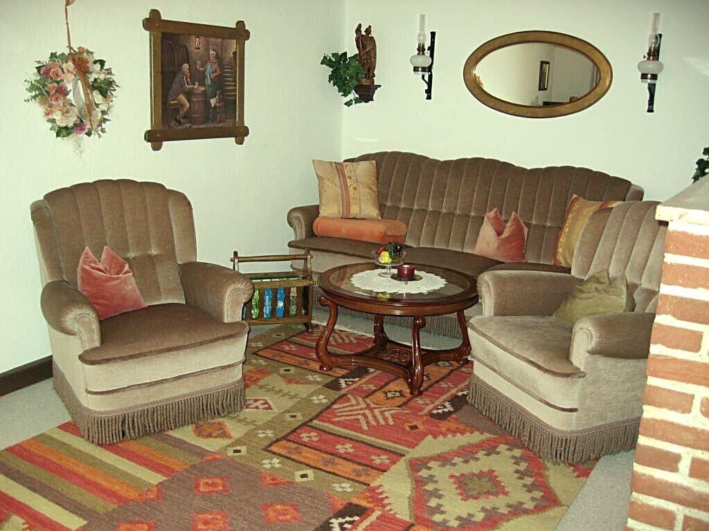 lovely furnished and quiet apartment, pets are welcome, recreative surrounding