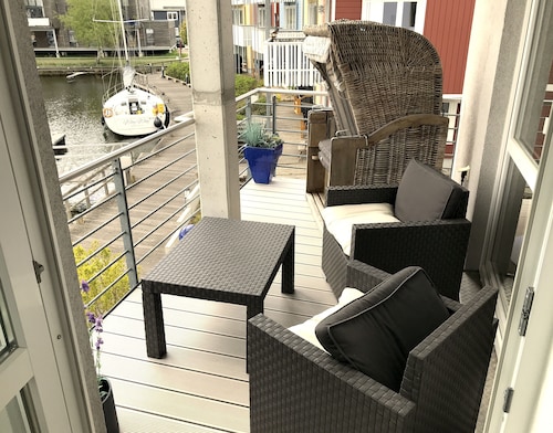 Maritime boutique vacation apartment AM YACHTHAFEN