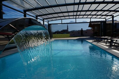 Comfort apartment "Liesl" with pool & fantastic views in the alpine hut atmosphere