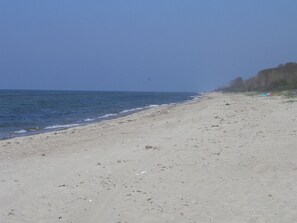 Beach nearby, sun loungers