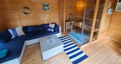 House Ekbacken between Kalmar and Karlskrona in the Kingdom of Crystal - price all inclusive!