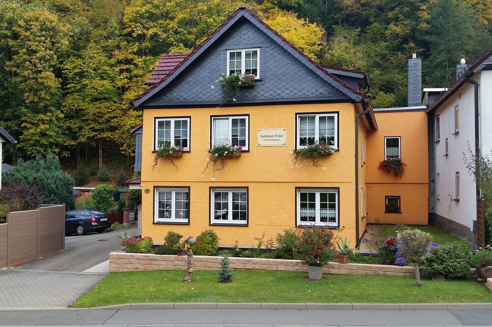 Quiet, central location, forest area, family friendly