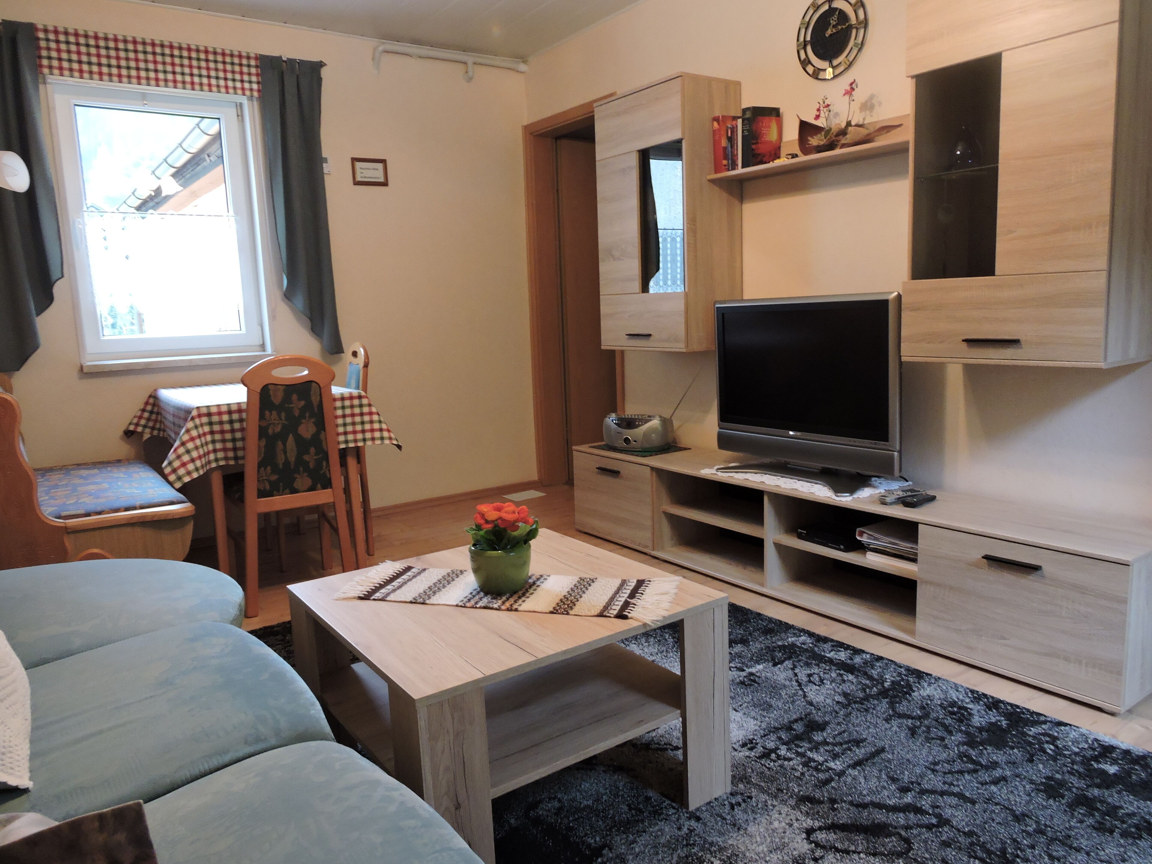 Quiet, central location, forest area, family friendly