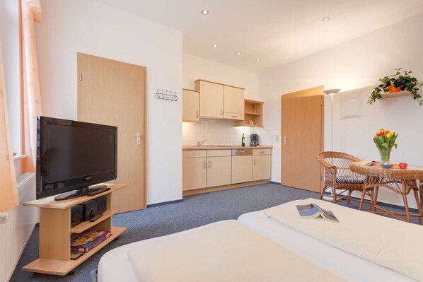 1 bedroom, travel crib, WiFi, bed sheets