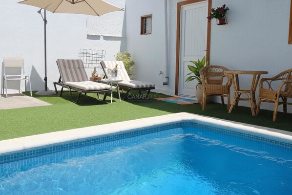 Niet-geclassificeerde afbeelding, 1 van 16, knop