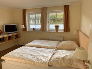 3 chambres, fer et planche Ă repasser, accĂšs au Wi-Fi (inclus)