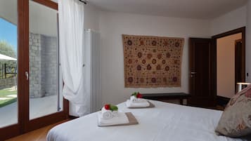 3 Schlafzimmer, Zimmersafe, Bügeleisen/Bügelbrett, Reisekinderbett