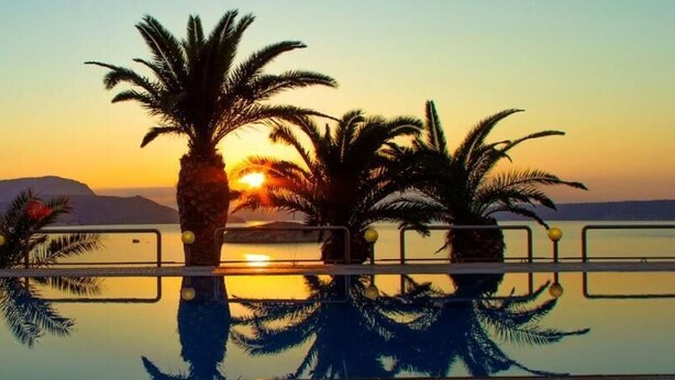 Outdoor pool - Crete Thea Beachfront Escape With Pool & SeaViews (Chania)