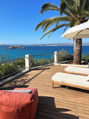 Terrace/patio - Luxury studio with amazing sea view and swimming pool (Chania)