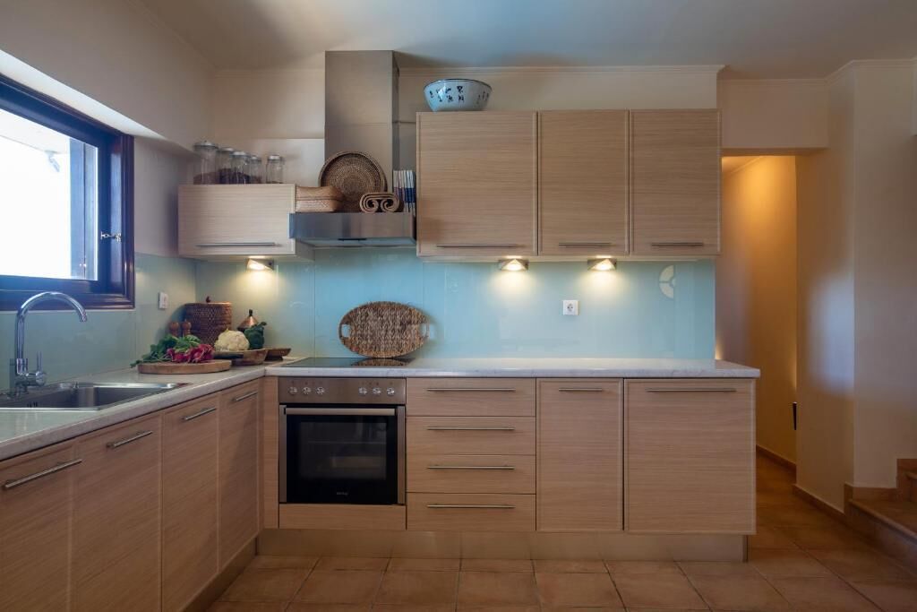 Refrigerador, horno, parrilla de estufa y lavavajillas 