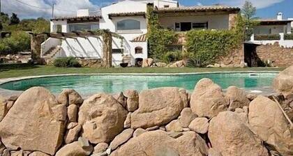 Beautiful villa with incredible views and large pool