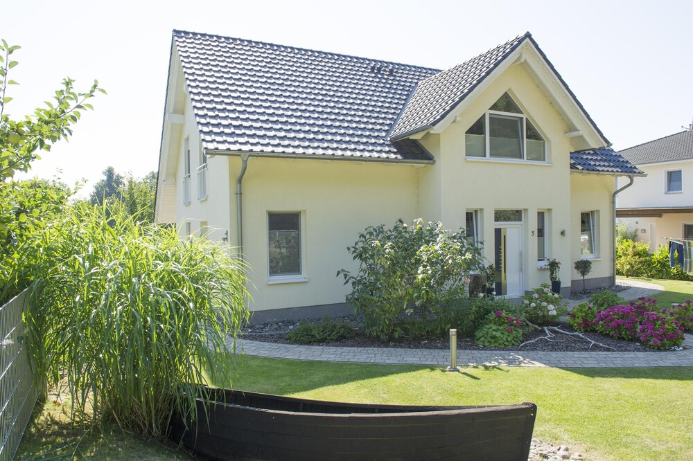 Comfort. Holiday apartment in a quiet location, stand nearby, NEW Children's Playground