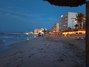 Beach - Modern 3 room apartment in the center. Only 50 meters to the beach! (Can Picafort)