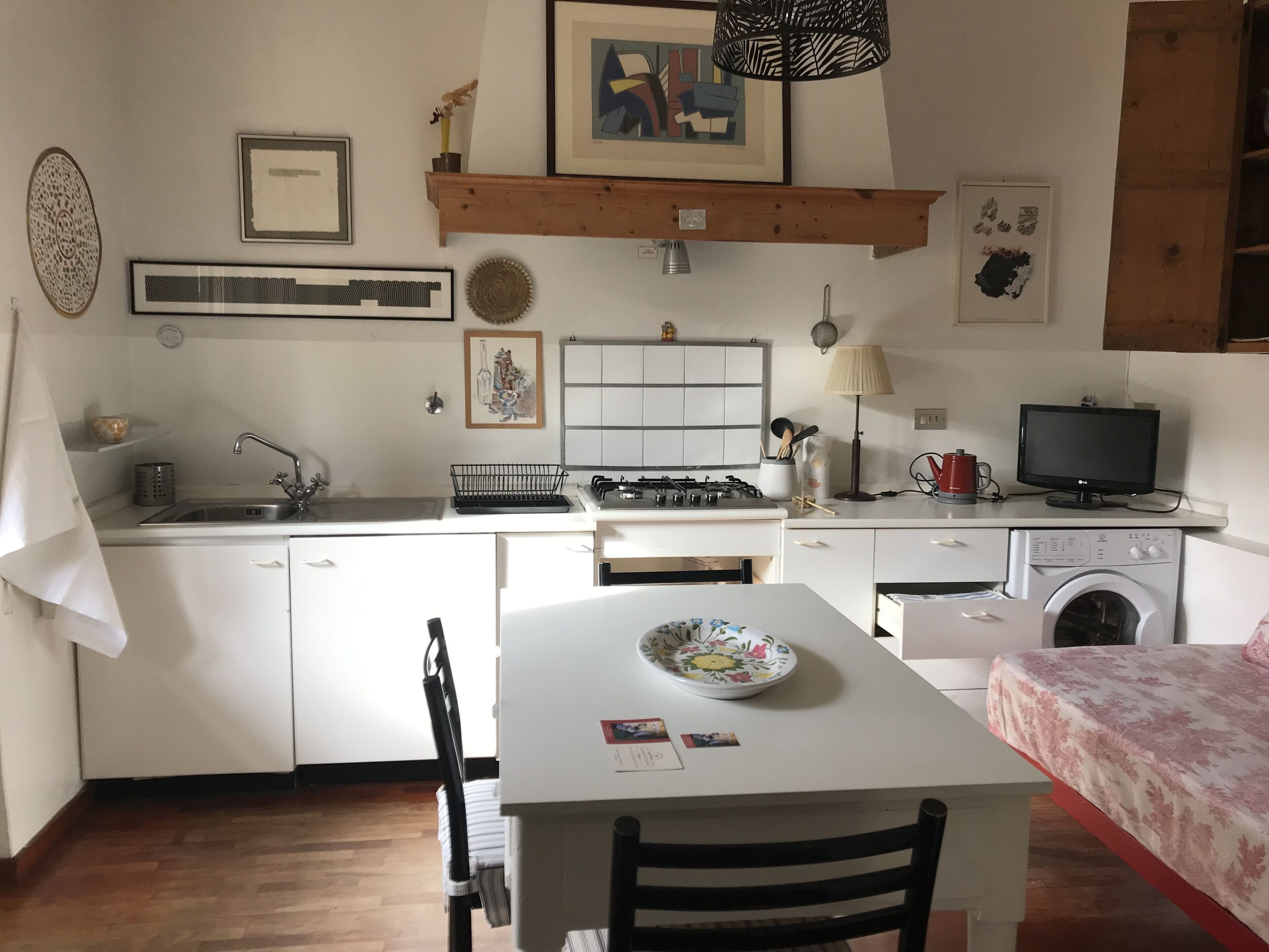 Central apartment-in silence and green of great charm