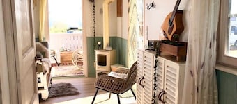 Buena Vista circus caravan, tiny house by the sea, glamping