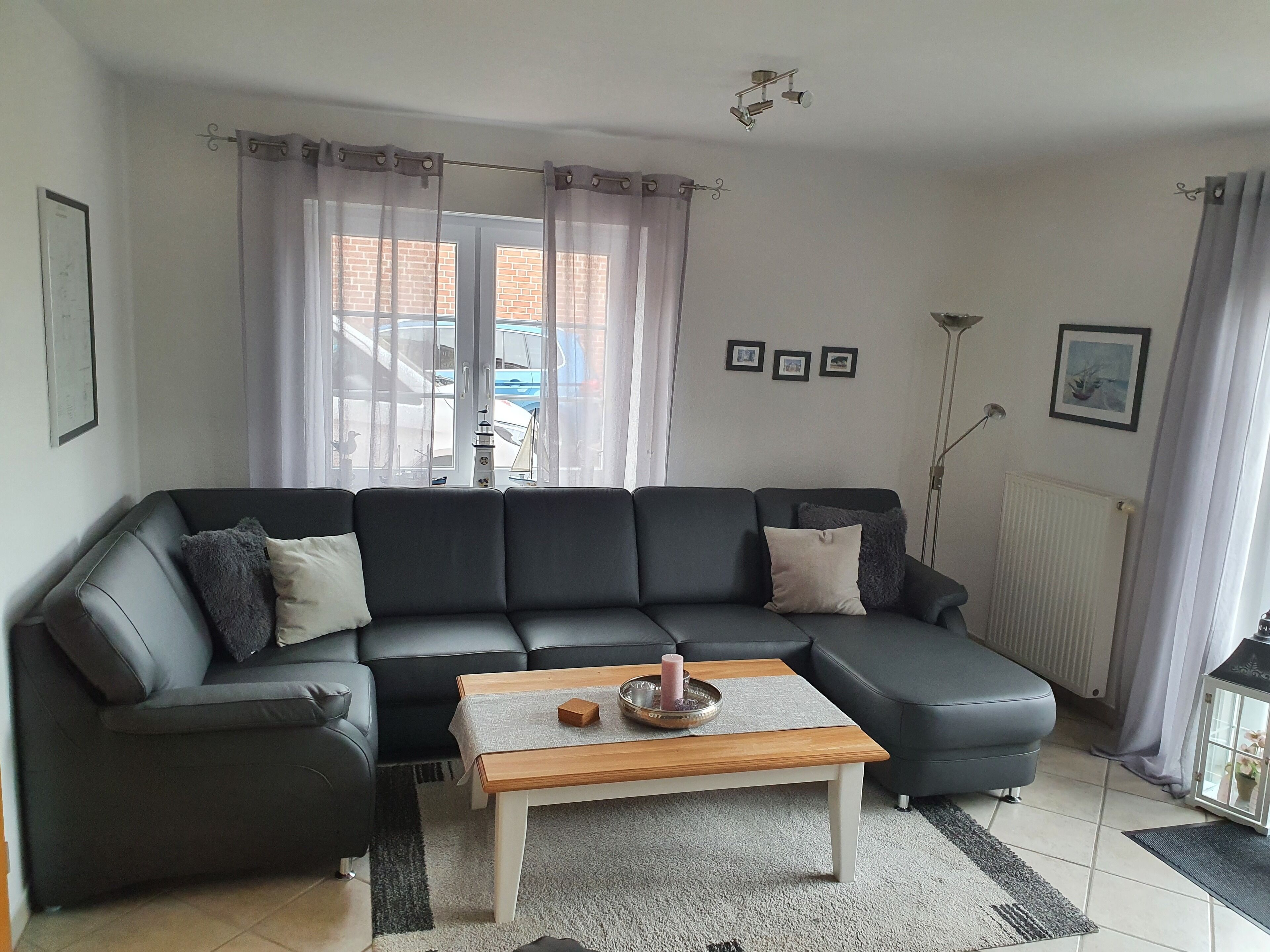 Comfortable holiday home near the beach in the seaside resort of Dornumersiel <br><br>