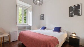 2 bedrooms, iron/ironing board, travel crib, free WiFi