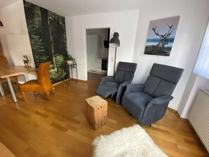 TV - Your vacation domicile in Baiersbronn "Schwarzwaldferienhaus Andrea" (Baiersbronn)