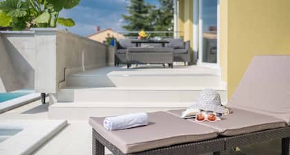 Villa avec piscine, vue spectaculaire sur la mer, Ă 500 m de la mer, TOP LOCATION, WiFi, grill