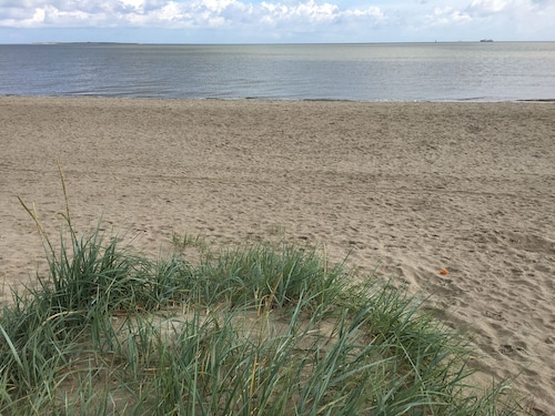 modern, central, quiet area New semi-detached house with a view of the countryside