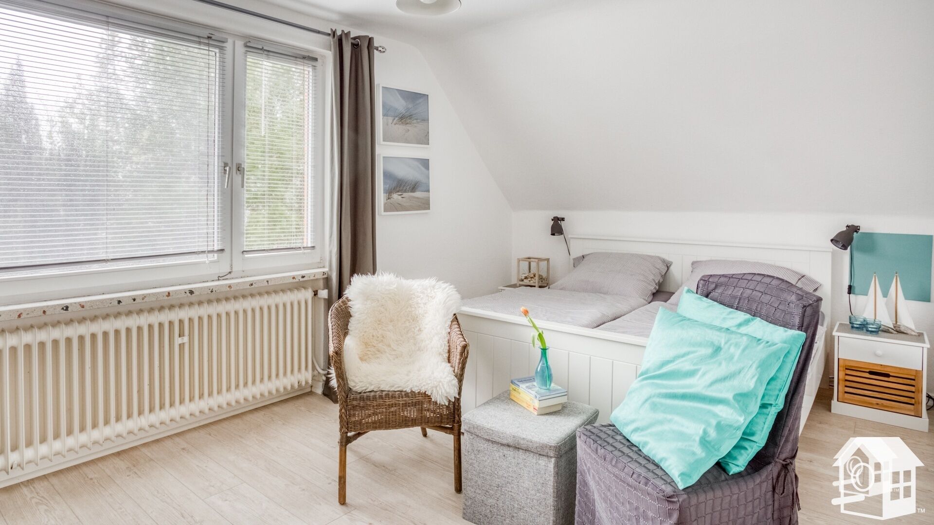 4 Schlafzimmer, Zimmersafe, Schreibtisch, Bügeleisen/Bügelbrett