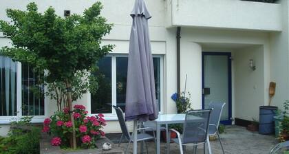 grosszügiges 1-Raum Apartment (65 qm) mit Küche, separatem Badezimmer mit Dusche