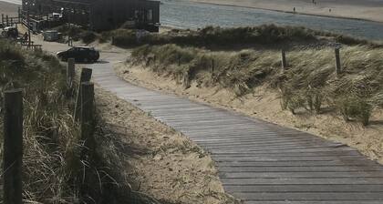 House for 5 persons, old farmhouse with luxe bathroom, 3 sleeping rooms