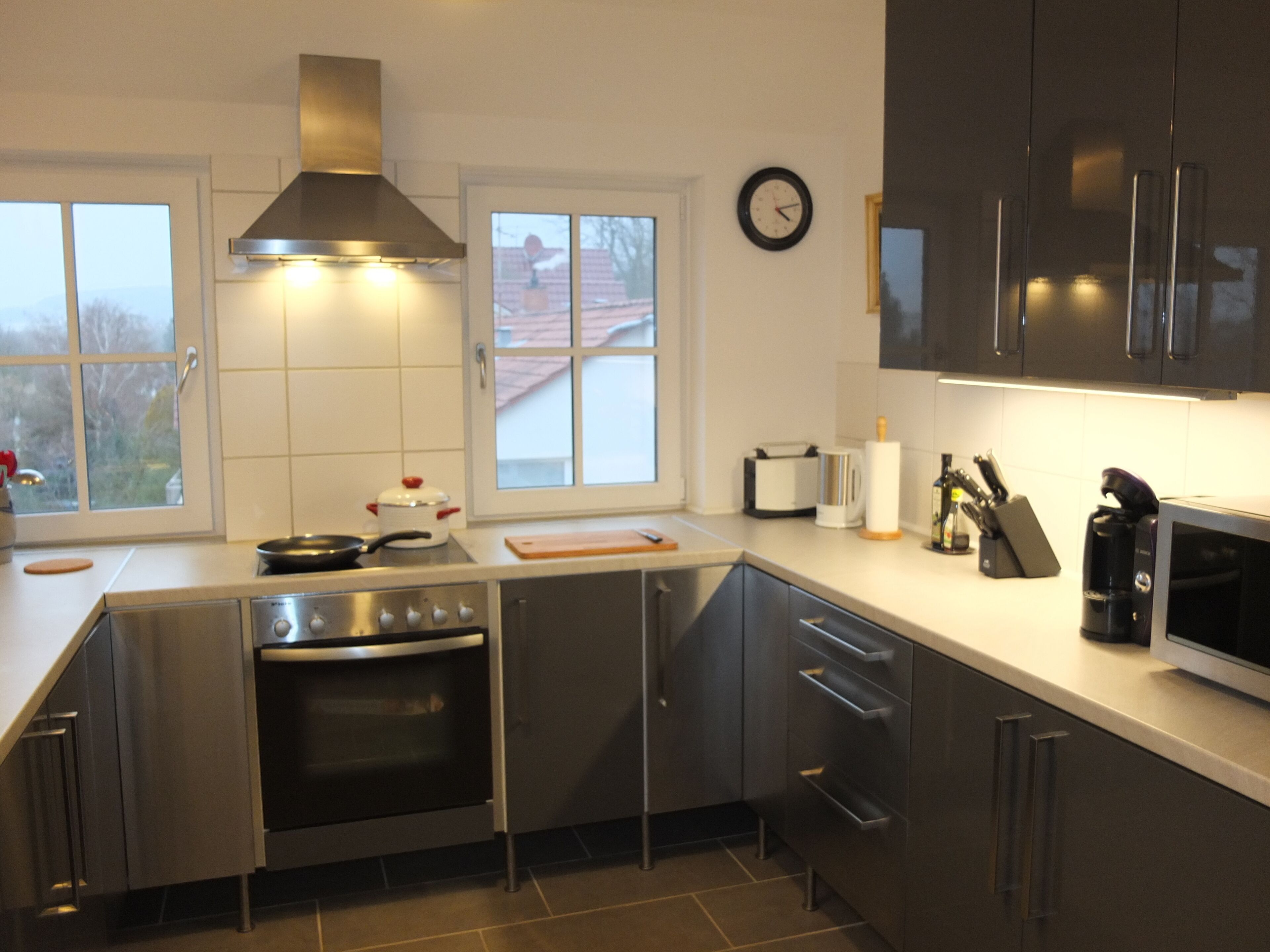 Modern, cozy apartment with a great view, also for business travelers