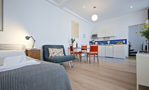 Interior - 'Mini-Loft' in a Former Industrial Building in Kreuzberg (Berlin)
